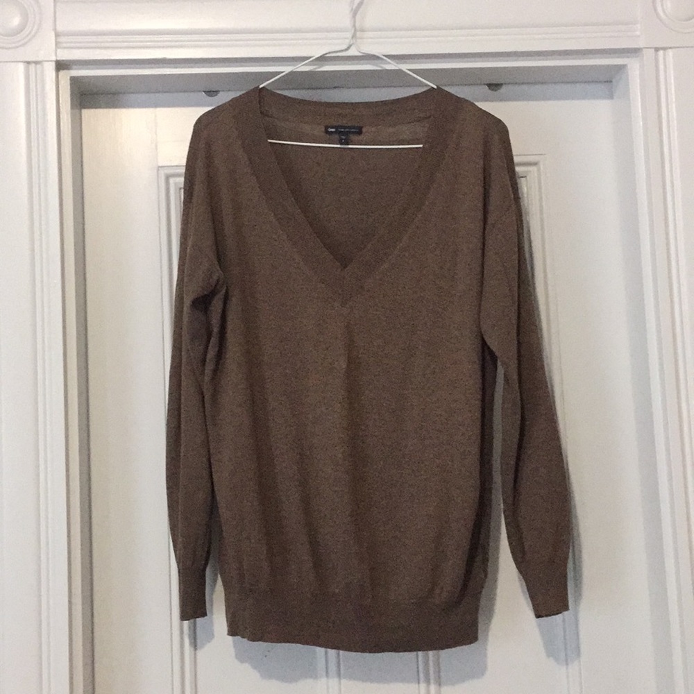gap V neck sweater